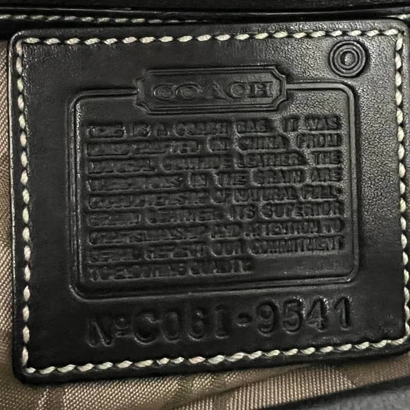 Coach Black Leather Soho Hobo #C05S-8A27 - Picture 4 of 7